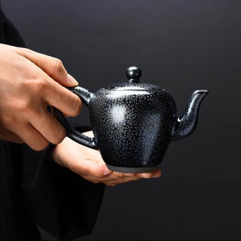 Tenmoku Jian zhan Oil Spot Figure Teapot